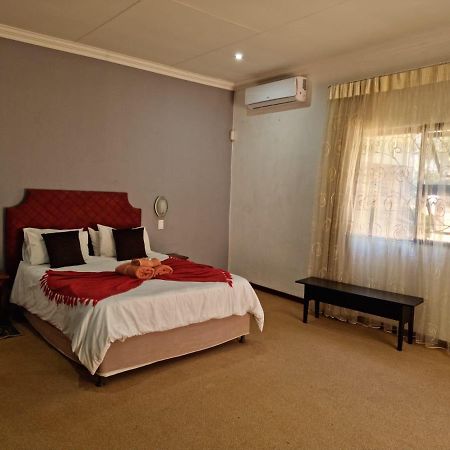 Guesthouse Serenity Hartbeespoort Exterior foto